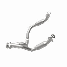 Load image into Gallery viewer, MagnaFlow Exhaust Products 5551631 California CARB Direct-Fit Catalytic Converter for Select Cadillac Escalade, Cadillac Escalade ESV, Cadillac Escalade EXT, Chevrolet Silverado 1500, Chevrolet Tahoe, GMC Sierra 1500, GMC Yukon, GMC Yukon XL
