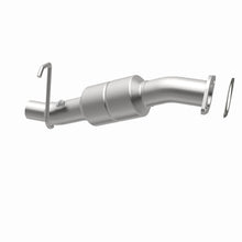 Load image into Gallery viewer, MagnaFlow Exhaust Products 4551006 California CARB Direct-Fit Catalytic Converter for Select Chevrolet Silverado HD, Chevrolet Silverado HD Classic, Chevrolet Silverado Classic, GMC Sierra HD, GMC Sierra HD Classic, GMC Sierra Classic