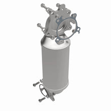 Load image into Gallery viewer, MagnaFlow Exhaust Products 280765 OEM Grade Direct-Fit Catalytic Converter for Select Honda CR-V