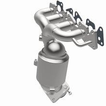 Load image into Gallery viewer, MagnaFlow Exhaust Products 5531157 California CARB Manifold Catalytic Converter for Select Chevrolet Spark
