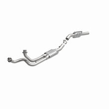 Load image into Gallery viewer, MagnaFlow Exhaust Products 447254 California CARB Direct-Fit Catalytic Converter for Select Ford E-150 Econoline, Ford E-350 Econoline