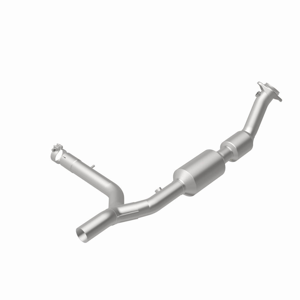 MagnaFlow Exhaust Products 280008 OEM Grade Direct-Fit Catalytic Converter for Select Ford F-150, Ford F-150 Heritage