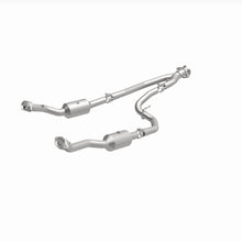 Load image into Gallery viewer, MagnaFlow Exhaust Products 280248 OEM Grade Direct-Fit Catalytic Converter for Select Ford Transit-150, Ford Transit-250, Ford Transit-350, Ford Transit-350 HD
