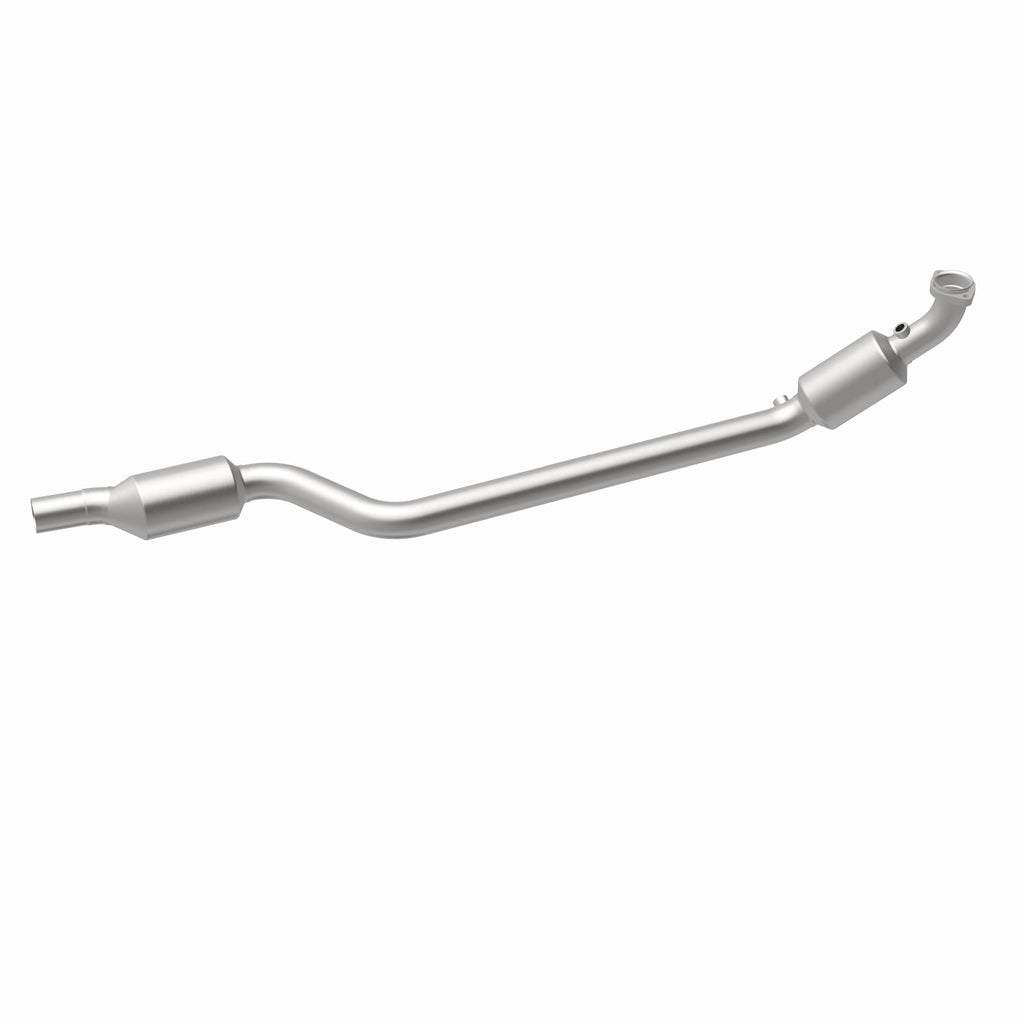 MagnaFlow Exhaust Products 24536 HM Grade Direct-Fit Catalytic Converter for Select Mercedes-Benz C240, Mercedes-Benz C32 AMG, Mercedes-Benz C320, Mercedes-Benz CLK320