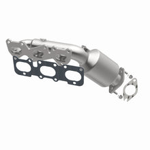 Load image into Gallery viewer, MagnaFlow Exhaust Products 52785 OEM Grade Manifold Catalytic Converter for Select Hyundai Genesis, Kia K900