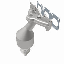 Load image into Gallery viewer, MagnaFlow Exhaust Products 51685 OEM Grade Manifold Catalytic Converter for Select Hyundai Azera, Hyundai Entourage, Hyundai Sonata, Kia Sedona
