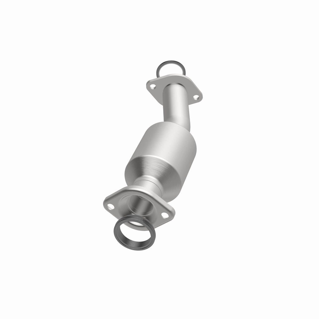 MagnaFlow Exhaust Products 52557 OEM Grade Direct-Fit Catalytic Converter for Select Toyota Sienna