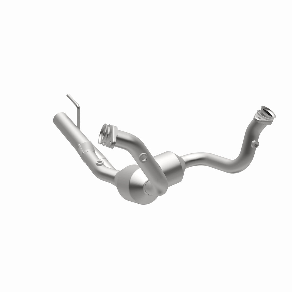 MagnaFlow Exhaust Products 23067 HM Grade Direct-Fit Catalytic Converter for Select Jeep Grand Cherokee