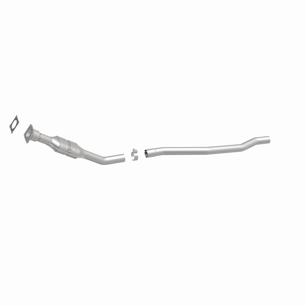 MagnaFlow Exhaust Products 51789 OEM Grade Direct-Fit Catalytic Converter for Select Chrysler Town & Country, Dodge Caravan, Dodge Grand Caravan