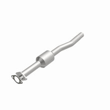 Load image into Gallery viewer, MagnaFlow Exhaust Products 5592804 California CARB Direct-Fit Catalytic Converter for Select Chevrolet Captiva Sport, Chevrolet Equinox, GMC Terrain
