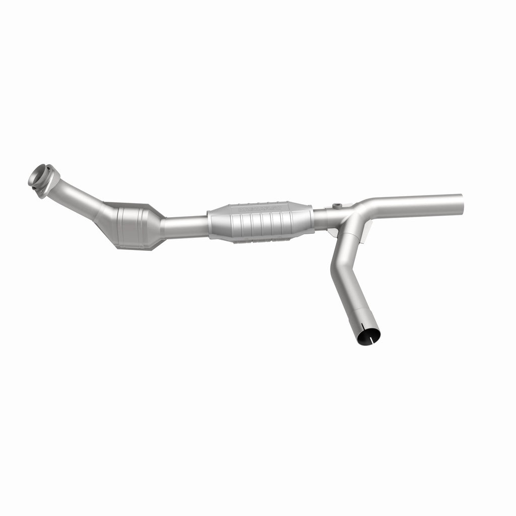 MagnaFlow Exhaust Products 447110 California CARB Direct-Fit Catalytic Converter for Select Ford E-150 Econoline, Ford E-150 Econoline Club Wagon