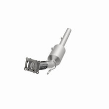 Load image into Gallery viewer, MagnaFlow Exhaust Products 5561377 California CARB Direct-Fit Catalytic Converter for Select Volkswagen Beetle