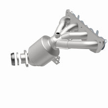 Load image into Gallery viewer, MagnaFlow Exhaust Products 52271 OEM Grade Manifold Catalytic Converter for Select Nissan Cube, Nissan Sentra