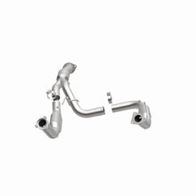 Load image into Gallery viewer, MagnaFlow Exhaust Products 51812 OEM Grade Direct-Fit Catalytic Converter for Select Chevrolet Silverado HD, Chevrolet Silverado HD, GMC Sierra HD, GMC Sierra HD