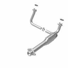 Load image into Gallery viewer, MagnaFlow Exhaust Products 23256 Standard Grade Direct-Fit Catalytic Converter for Select Chevrolet Blazer, Chevrolet C1500, Chevrolet C1500 Suburban, Chevrolet C2500, Chevrolet C2500 Suburban, Chevrolet K1500, Chevrolet K1500 Suburban, Chevrolet K2500,