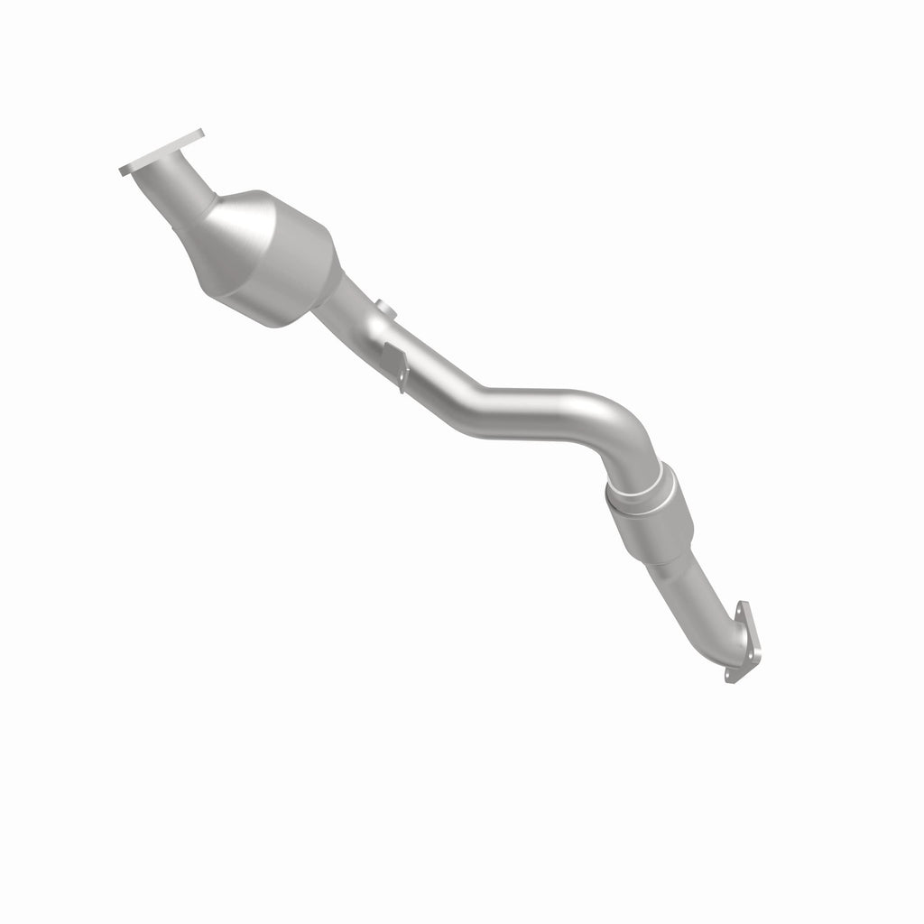 MagnaFlow Exhaust Products 5582586 California CARB Direct-Fit Catalytic Converter for Select Audi Q7, Volkswagen Touareg