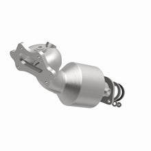 Load image into Gallery viewer, MagnaFlow Exhaust Products 5631735 California CARB Manifold Catalytic Converter for Select Honda Civic