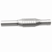 Load image into Gallery viewer, MagnaFlow Exhaust Products 3391473 California CARB Direct-Fit Catalytic Converter for Select Chevrolet C1500, Chevrolet C2500, Chevrolet C2500 Suburban, Chevrolet C3500, Chevrolet K2500, Chevrolet K2500 Suburban, Chevrolet K3500, Chevrolet R2500