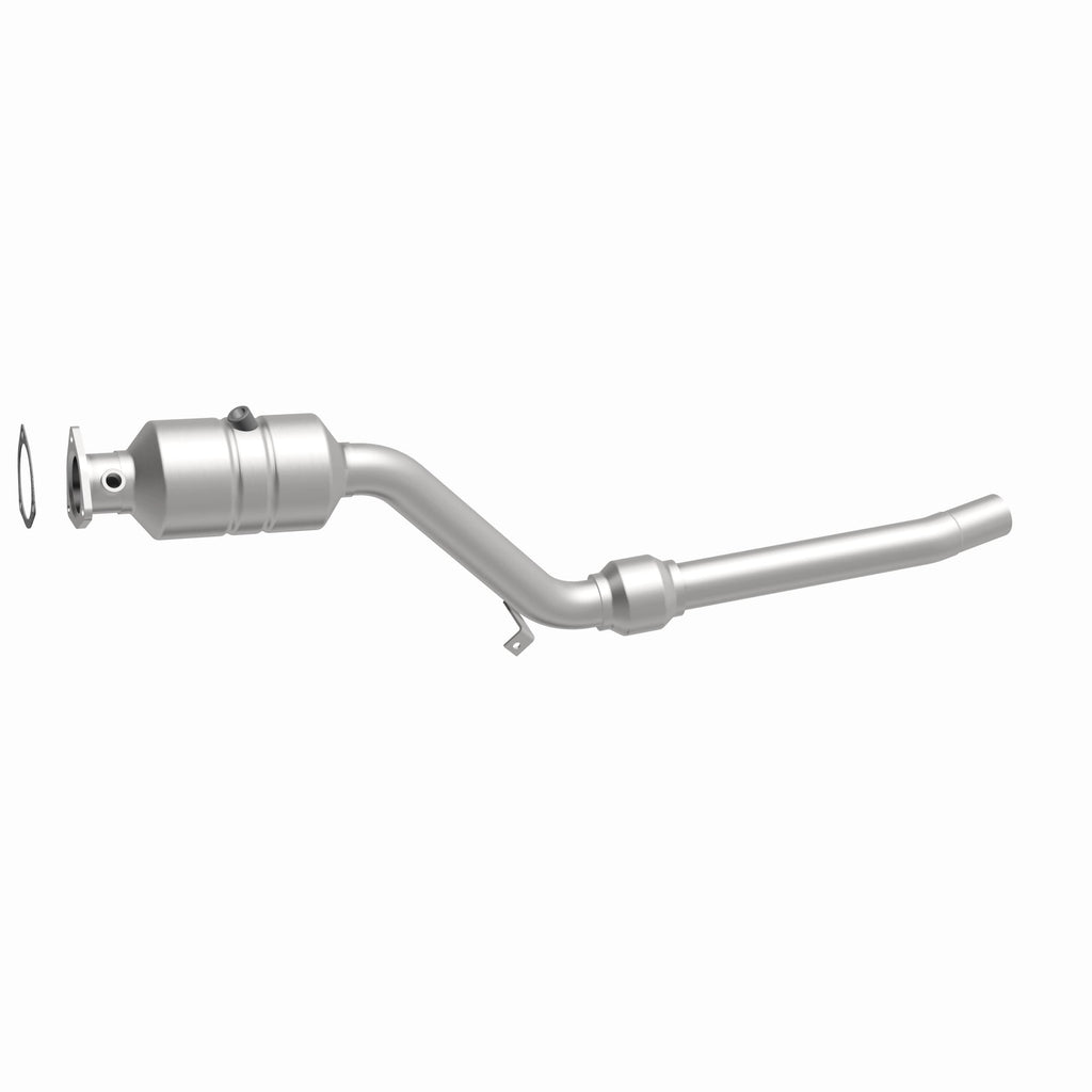 MagnaFlow Exhaust Products 51462 OEM Grade Direct-Fit Catalytic Converter for Select Audi A4, Audi A4 Quattro