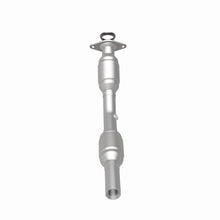 Load image into Gallery viewer, MagnaFlow Exhaust Products 49461 OEM Grade Direct-Fit Catalytic Converter for Select Pontiac Vibe, Toyota Corolla, Toyota Matrix