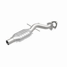 Load image into Gallery viewer, MagnaFlow Exhaust Products 23416 Standard Grade Direct-Fit Catalytic Converter for Select Chevrolet Blazer, GMC Jimmy