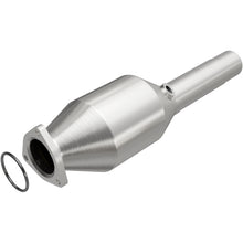 Load image into Gallery viewer, MagnaFlow Exhaust Products 4481957 California CARB Direct-Fit Catalytic Converter for Select Volkswagen Golf, Volkswagen Jetta, Volkswagen Passat
