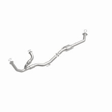 Load image into Gallery viewer, MagnaFlow Exhaust Products 23751 HM Grade Direct-Fit Catalytic Converter for Select Toyota Sienna