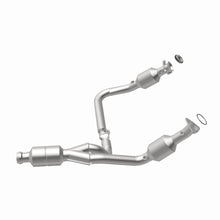 Load image into Gallery viewer, MagnaFlow Exhaust Products 52642 OEM Grade Direct-Fit Catalytic Converter for Select Chevrolet Silverado 1500, Chevrolet Silverado LD, Chevrolet Suburban, Chevrolet Tahoe, GMC Sierra 1500, GMC Sierra Limited, GMC Yukon, GMC Yukon XL