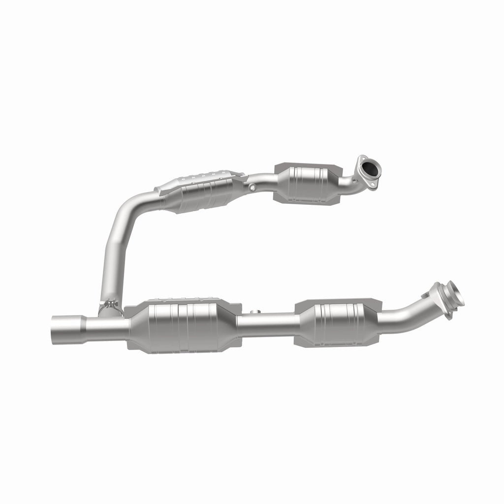 MagnaFlow Exhaust Products 49439 OEM Grade Direct-Fit Catalytic Converter for Select Ford E-150, Ford E-150 Club Wagon, Ford E-250, Ford E-350 Club Wagon, Ford E-350 Super Duty, Ford E-450 Super Duty
