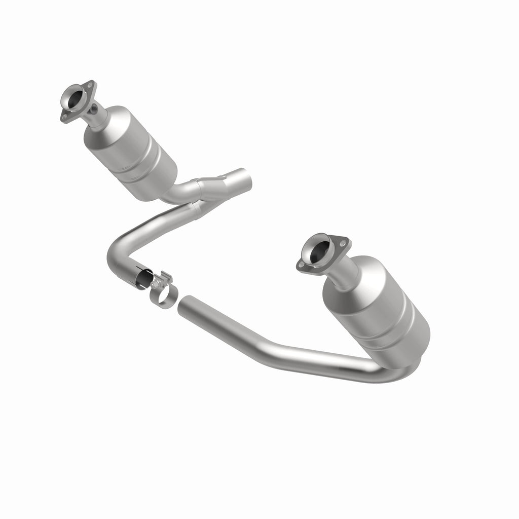 MagnaFlow Exhaust Products 49849 OEM Grade Direct-Fit Catalytic Converter for Select Dodge Dakota, Mitsubishi Raider