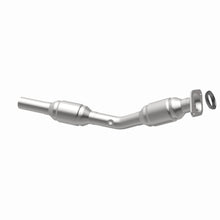 Load image into Gallery viewer, MagnaFlow Exhaust Products 49461 OEM Grade Direct-Fit Catalytic Converter for Select Pontiac Vibe, Toyota Corolla, Toyota Matrix