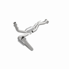 Load image into Gallery viewer, MagnaFlow Exhaust Products 49687 OEM Grade Direct-Fit Catalytic Converter for Select Jeep Commander, Jeep Grand Cherokee
