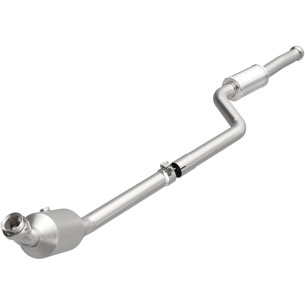 MagnaFlow Exhaust Products 21-497 OEM Grade Direct-Fit Catalytic Converter for Select Mercedes-Benz C300