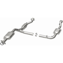 Load image into Gallery viewer, MagnaFlow Exhaust Products 458030 California CARB Direct-Fit Catalytic Converter for Select Ford Explorer, Mercury Mountaineer