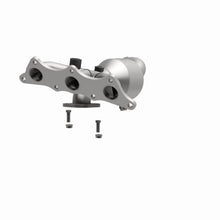 Load image into Gallery viewer, MagnaFlow Exhaust Products 49349 OEM Grade Manifold Catalytic Converter for Select Mitsubishi Eclipse, Mitsubishi Galant