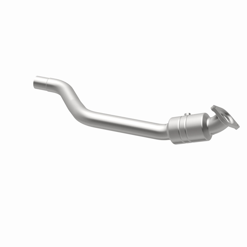 MagnaFlow Exhaust Products 52479 OEM Grade Direct-Fit Catalytic Converter for Select Dodge Challenger, Dodge Charger