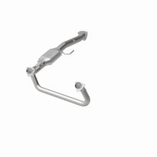 Load image into Gallery viewer, MagnaFlow Exhaust Products 4451410 California CARB Direct-Fit Catalytic Converter for Select Chevrolet Astro, GMC Safari