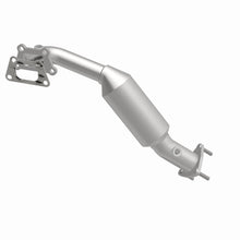 Load image into Gallery viewer, MagnaFlow Exhaust Products 5582611 California CARB Direct-Fit Catalytic Converter for Select Chevrolet Colorado, GMC Canyon