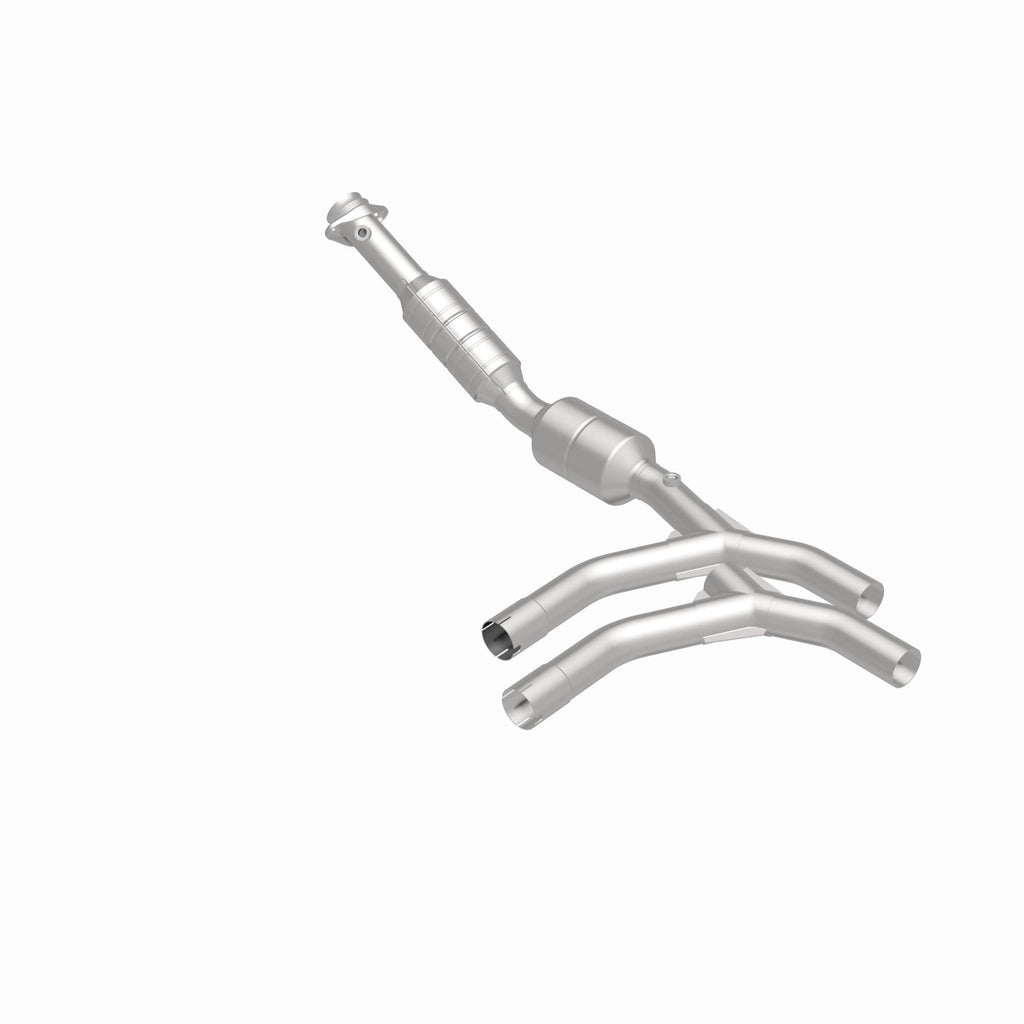 MagnaFlow Exhaust Products 24308 HM Grade Direct-Fit Catalytic Converter for Select Ford E-150, Ford E-150 Club Wagon, Ford E-250
