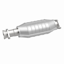Load image into Gallery viewer, MagnaFlow Exhaust Products 93286 HM Grade Direct-Fit Catalytic Converter for Select Mitsubishi Montero