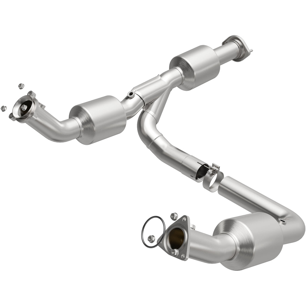 MagnaFlow Exhaust Products 280210 OEM Grade Direct-Fit Catalytic Converter for Select Chevrolet Express 2500, Chevrolet Express 3500, GMC Savana 2500, GMC Savana