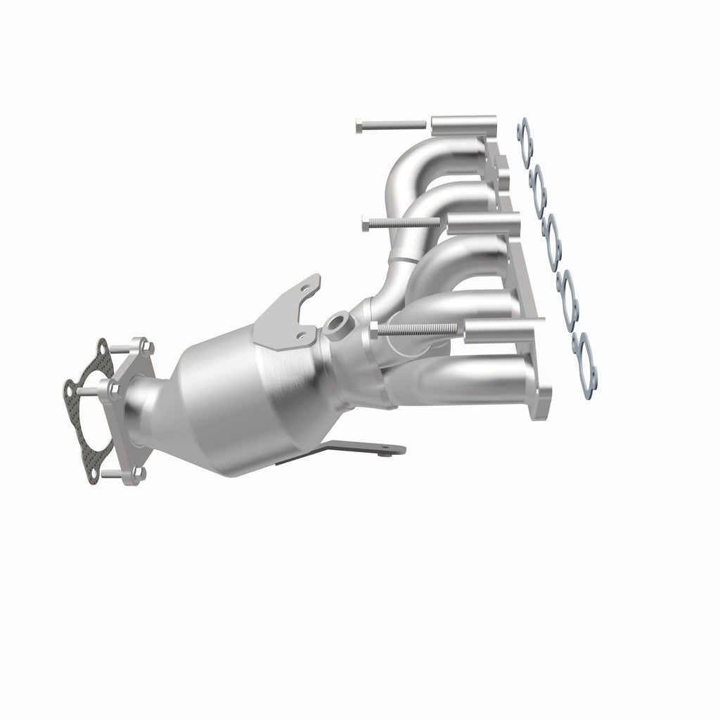 MagnaFlow Exhaust Products 22-138 OEM Grade Manifold Catalytic Converter for Select Volvo S60, Volvo V70