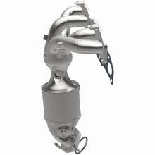 Load image into Gallery viewer, MagnaFlow Exhaust Products 5582295 California CARB Manifold Catalytic Converter for Select Nissan Rogue, Nissan Rogue Select