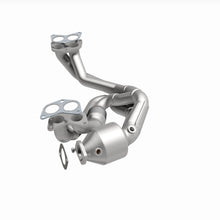 Load image into Gallery viewer, MagnaFlow Exhaust Products 5531467 California CARB Manifold Catalytic Converter for Select Scion FR-S, Subaru BRZ, Toyota 86