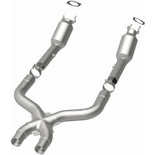Load image into Gallery viewer, MagnaFlow Exhaust Products 5461976 California CARB Direct-Fit Catalytic Converter for Select Ford Mustang