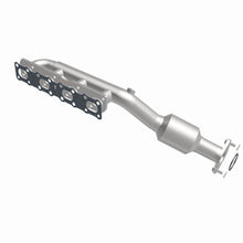 Load image into Gallery viewer, MagnaFlow Exhaust Products 4583381 California CARB Manifold Catalytic Converter for Select INFINITI QX56, Nissan Pathfinder Armada, Nissan TITAN