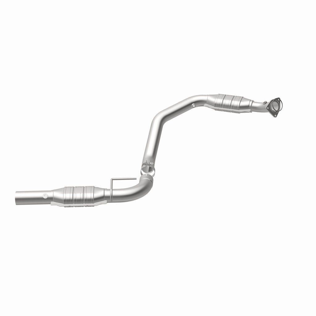 MagnaFlow Exhaust Products 447267 California CARB Direct-Fit Catalytic Converter for Select Chevrolet Express 2500, Chevrolet Express 3500, GMC Savana 2500, GMC Savana