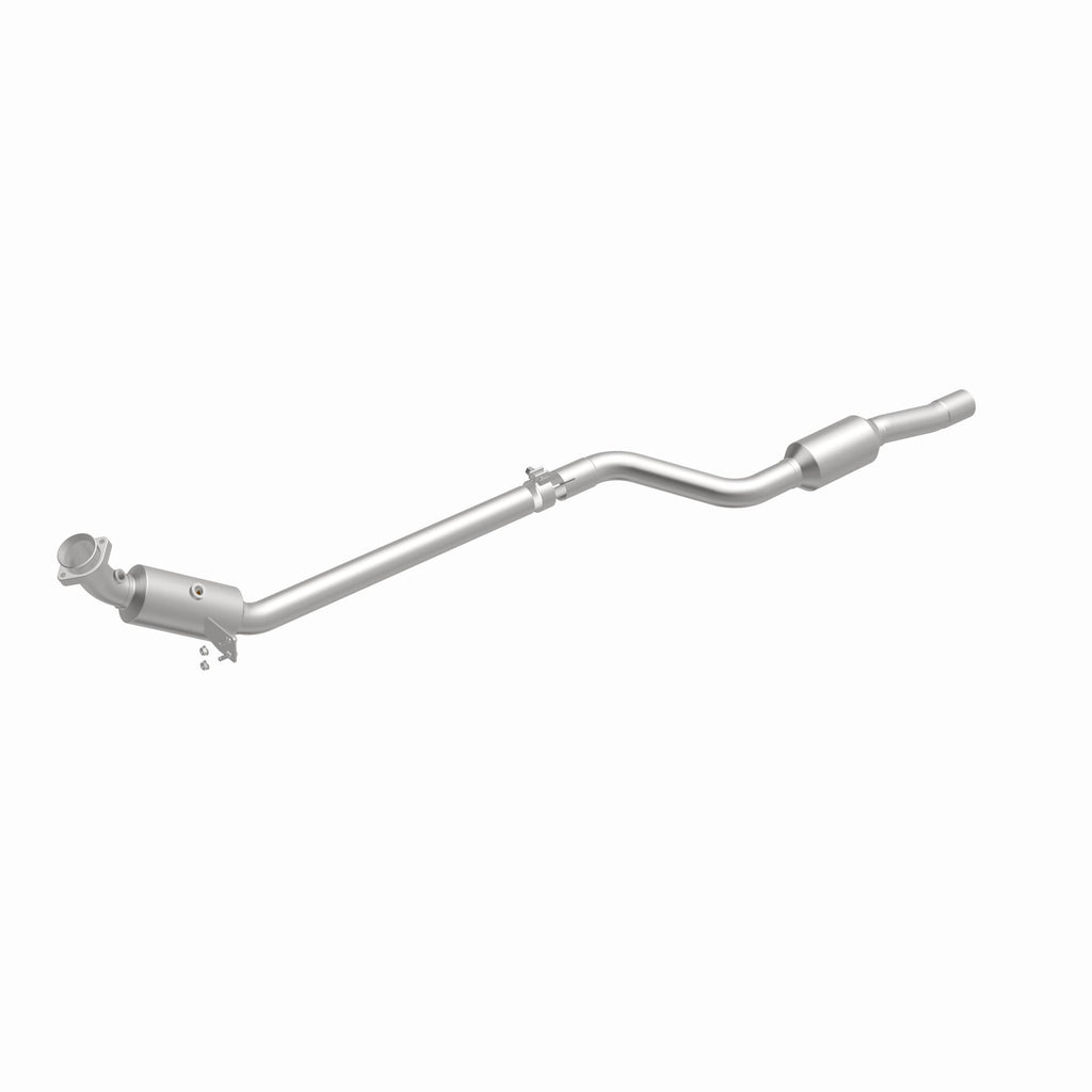 MagnaFlow Exhaust Products 21-564 OEM Grade Direct-Fit Catalytic Converter for Select Mercedes-Benz CLS550, Mercedes-Benz E550