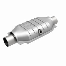 Load image into Gallery viewer, MagnaFlow Exhaust Products 459056 California CARB Universal Catalytic Converter for Select Ford E-150, Ford E-150 Club Wagon, Ford E-250, Ford E-350 Club Wagon, Ford E-350 Super Duty, Ford Expedition, Ford Explorer, Ford F-150, Ford F-150 Heritage,