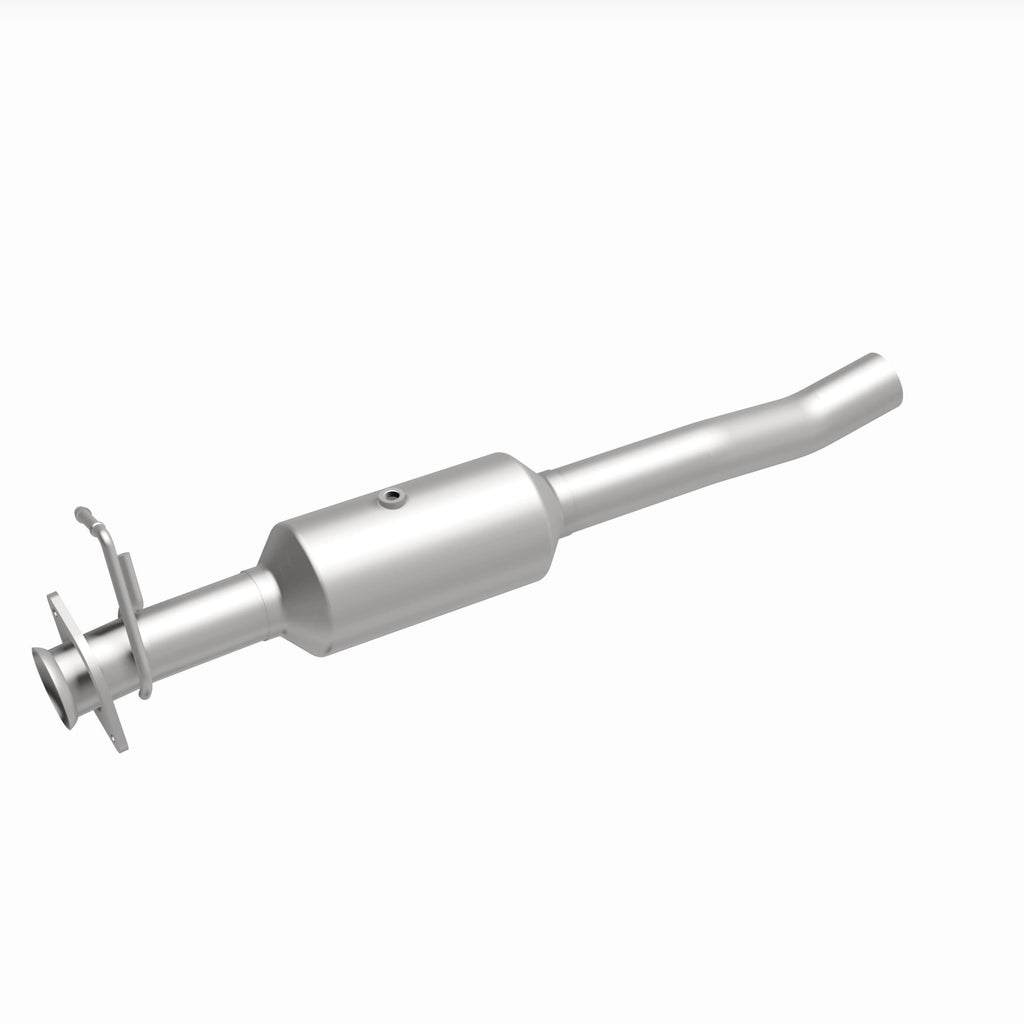 MagnaFlow Exhaust Products 280445 OEM Grade Direct-Fit Catalytic Converter for Select Ford F-53 Motorhome Chassis, Ford F-59 Commercial Stripped Chassis, Ford F-650, Ford F-750